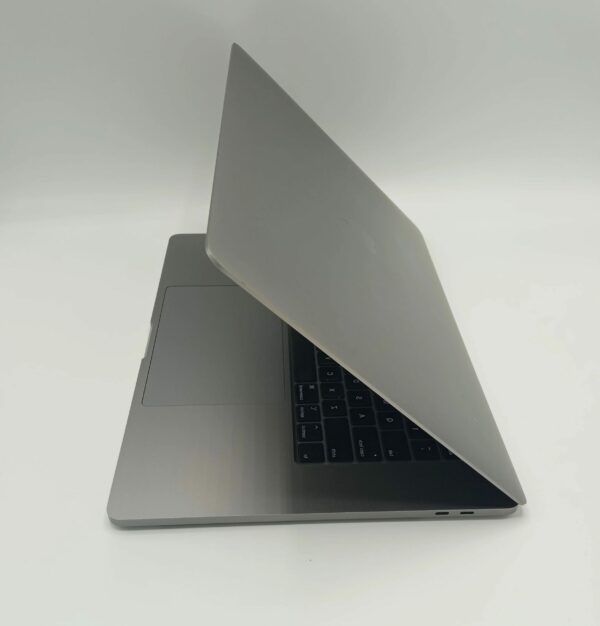MacBook Pro 2019